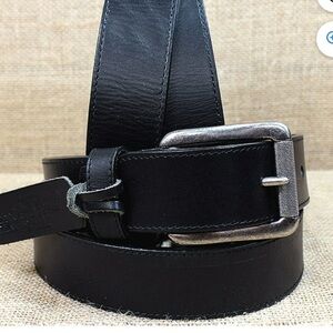 Justin black leather thick belt in 38 with silver buckle